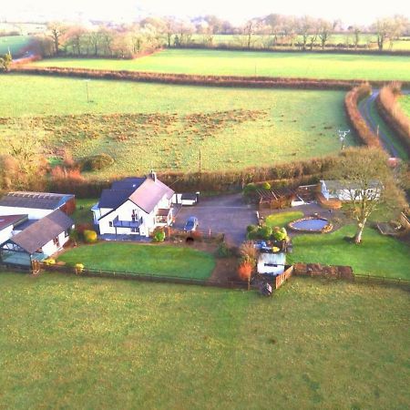 Villa Sunset Hideaway Narberth Esterno foto