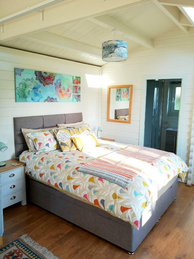 Villa Sunset Hideaway Narberth Esterno foto