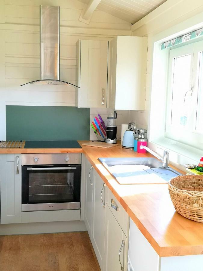 Villa Sunset Hideaway Narberth Esterno foto